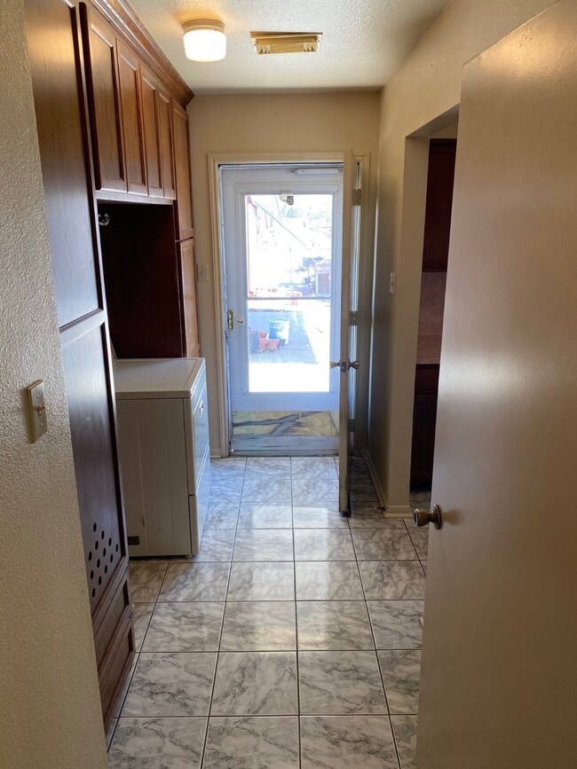 18825 Morris St, Pearland, TX 77584 - photo 6