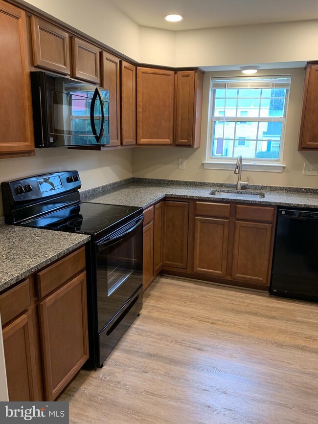 169C Fairfield Dr, Warrenton, VA 20186 - photo 4