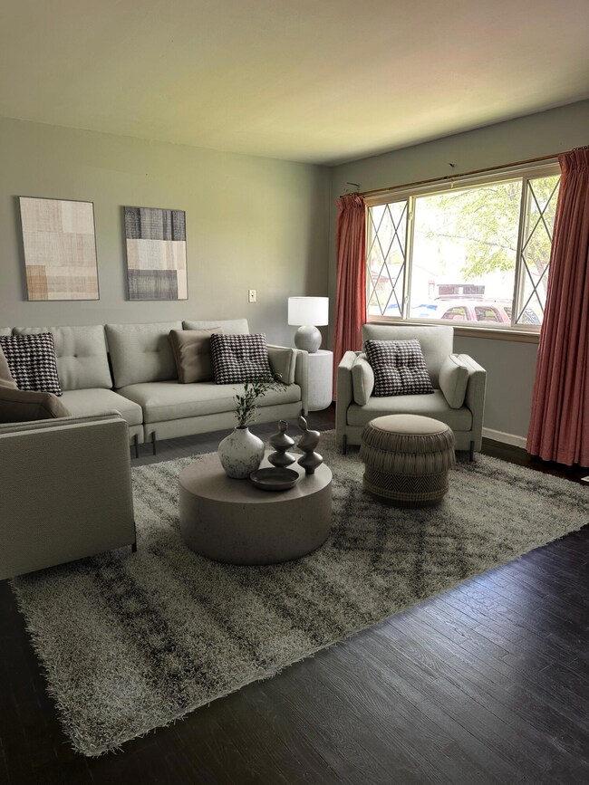 2038 Daron Place, Flint, MI 48505 - photo 2