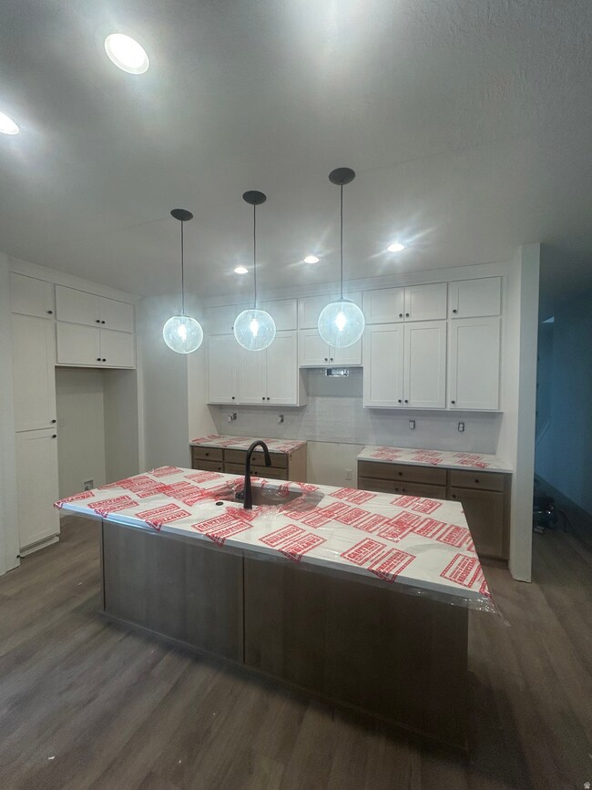 11392 S Watercourse Rd unit 375, South Jordan, UT 84009 - photo 3