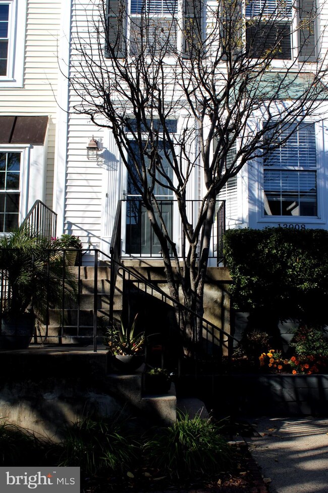 13908 Preacher Chapman Place, Centreville, VA 20121 - photo 2