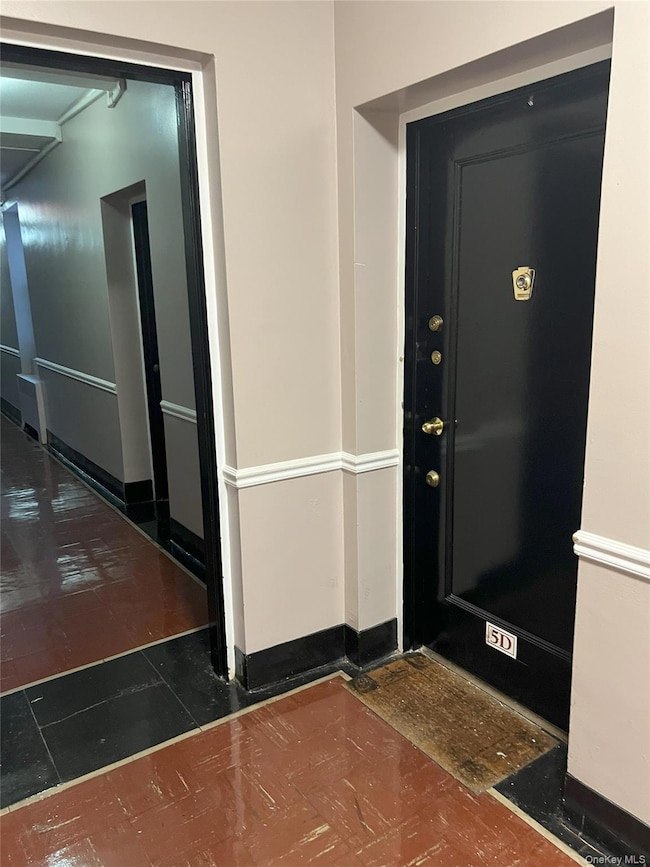 290 Collins Ave unit 5D, Mount Vernon, NY 10552 - photo 3