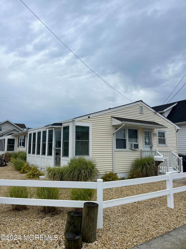 64 Island Ave unit B, Seaside Park, NJ 08752 - photo 2