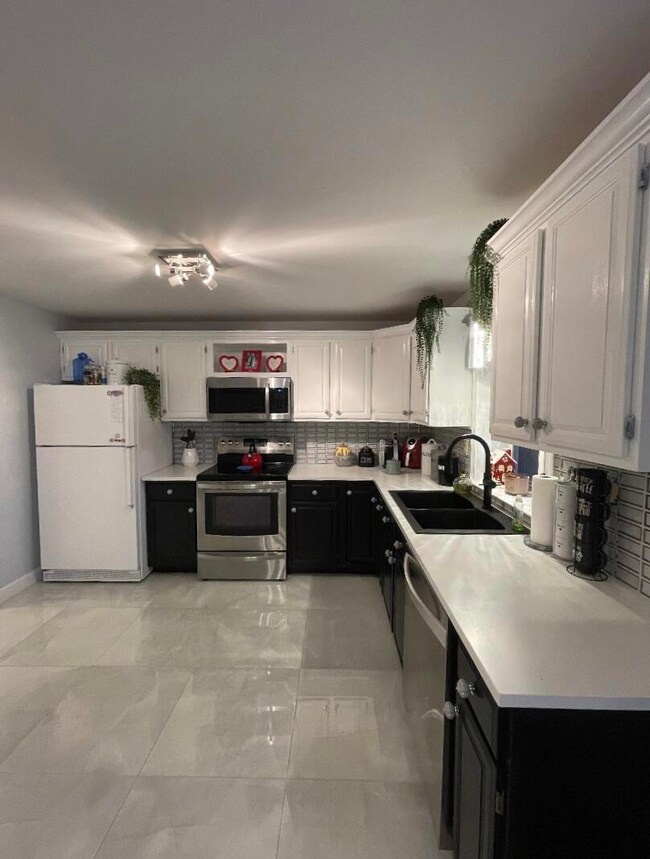Kitchen 2