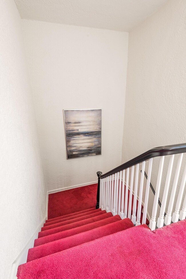 1621 W 25th St unit 2, Minneapolis, MN 55405 - photo 2