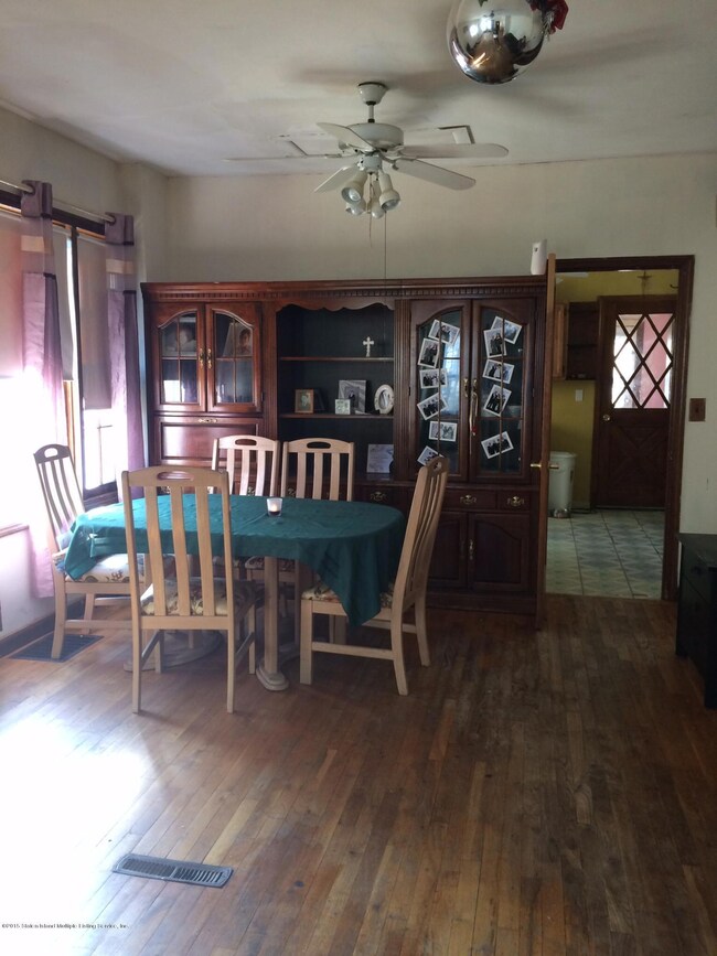 276 Brighton St, Staten Island, NY 10307 - photo 5