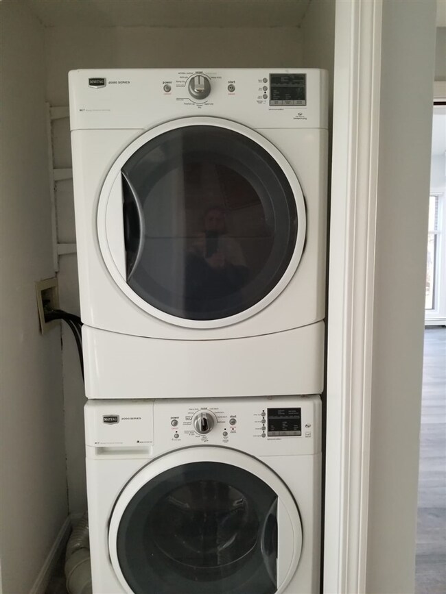 136 Broadway unit D, Dover, NH 03820 - photo 7