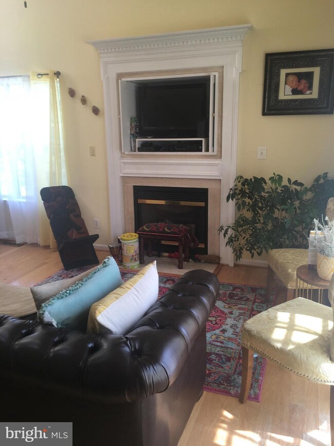 3844 Eaves Ln, Bowie, MD 20716 - photo 5