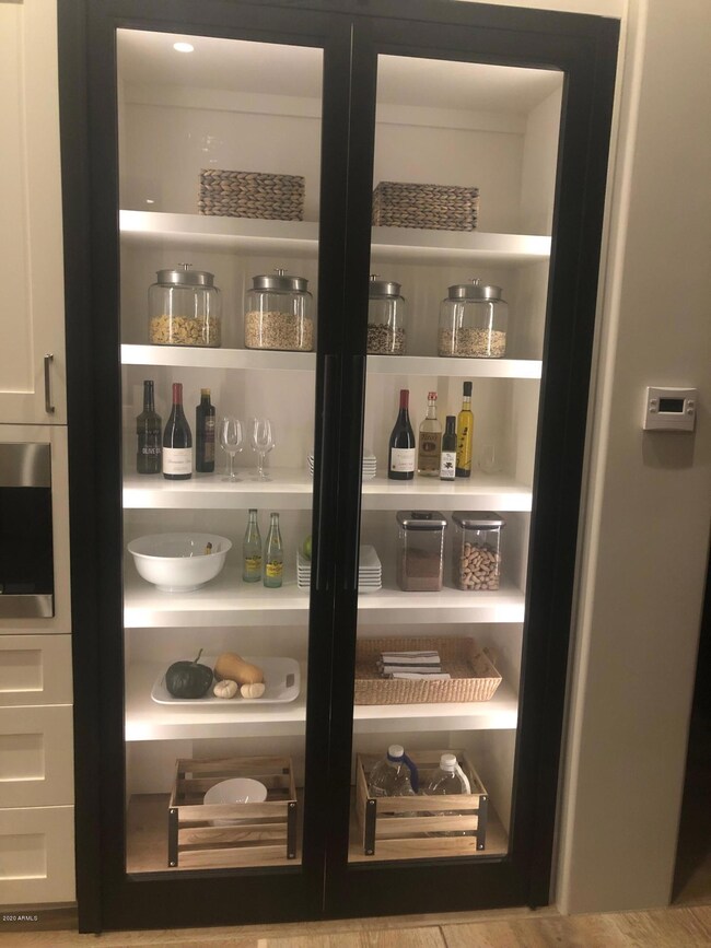 22025pantry