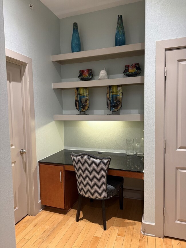 Lofts on Post Oak unit 3406, Houston, TX 77056 - photo 6