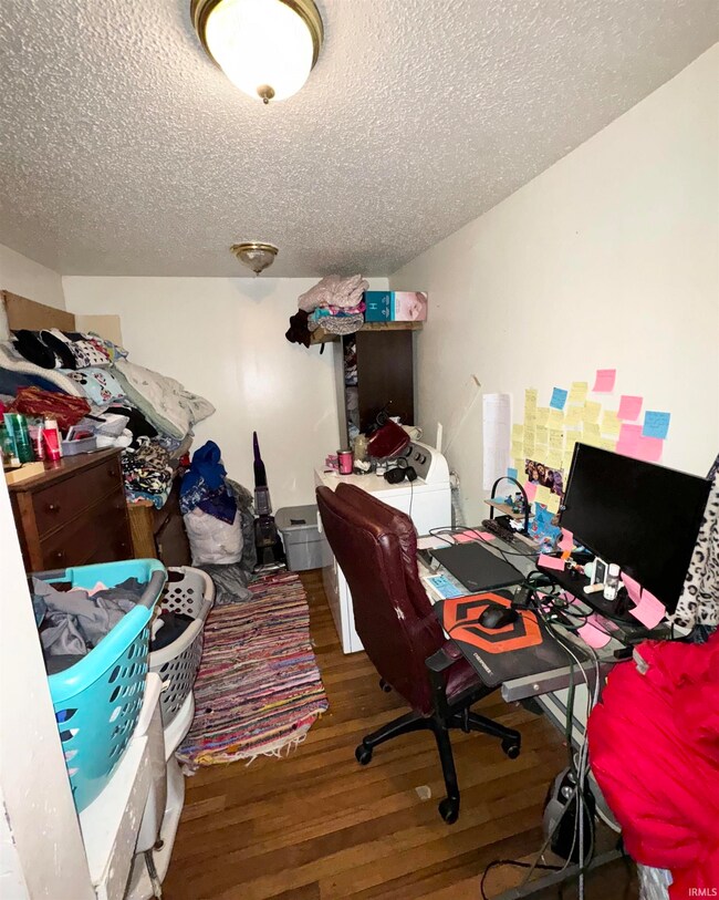 2124 S Walnut St, Muncie, IN 47302 - photo 7