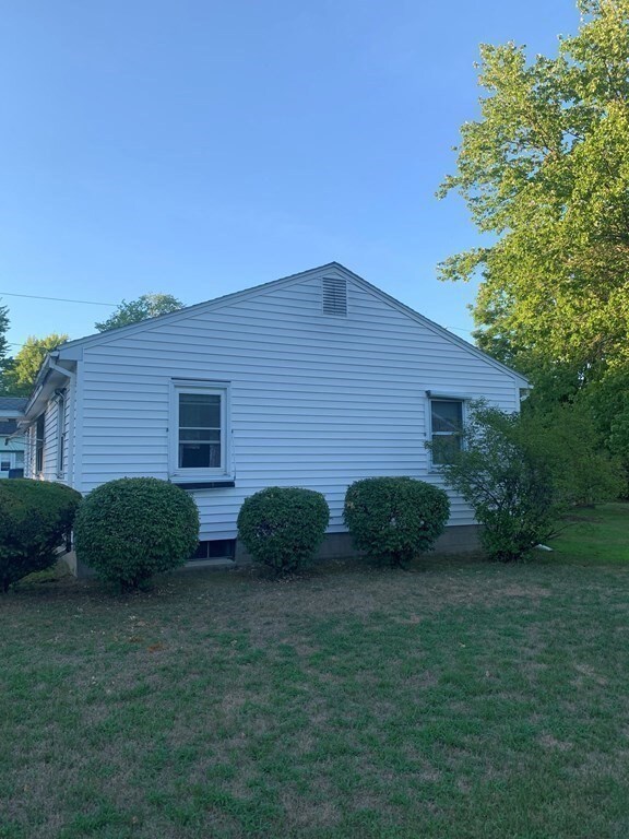 67 Turners Falls Rd, Turners Falls, MA 01376 - photo 4