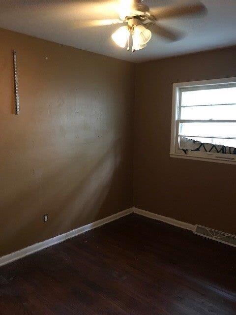 303 N Park St, Crown Point, IN 46307 - photo 6