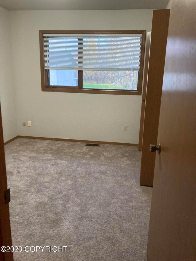 6080 Gershmel Loop unit 4, Palmer, AK 99645 - photo 5