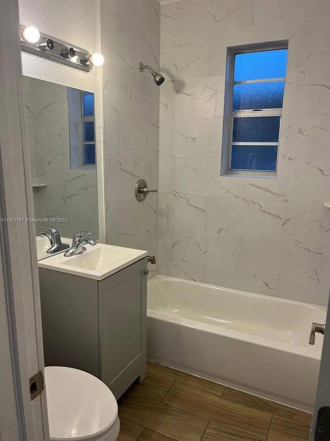 4210 SW 25th St unit 3, West Park, FL 33023 - photo 3