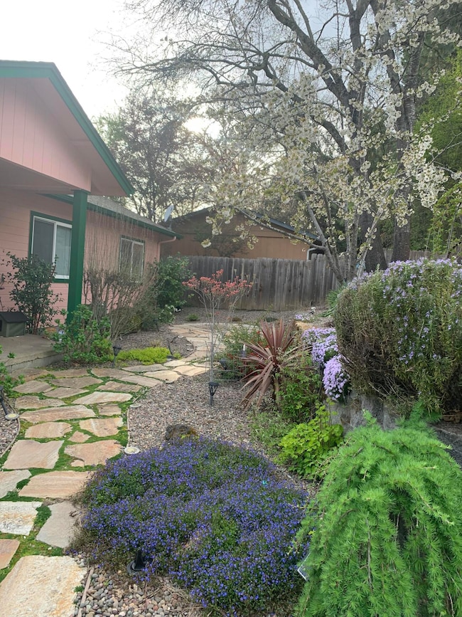 860 5th Ave, Central Point, OR 97502 - photo 5