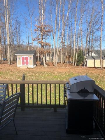 114 Bluff Ct, Statesville, NC 28625 - photo 3