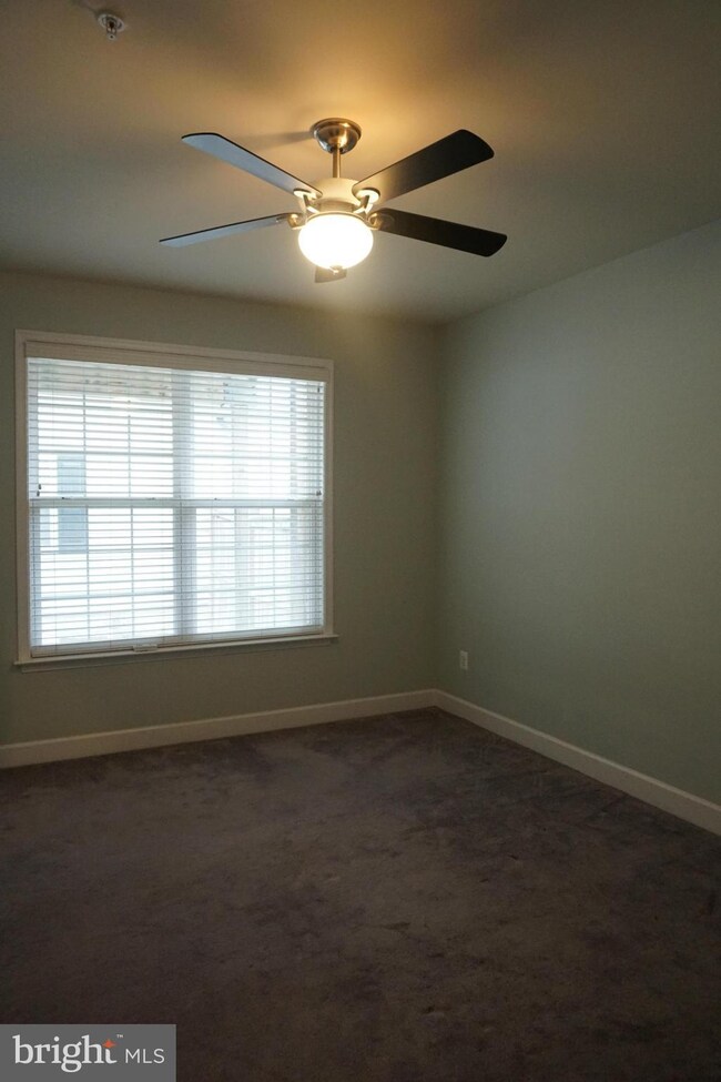 716 Raven Ave, Gaithersburg, MD 20877 - photo 7