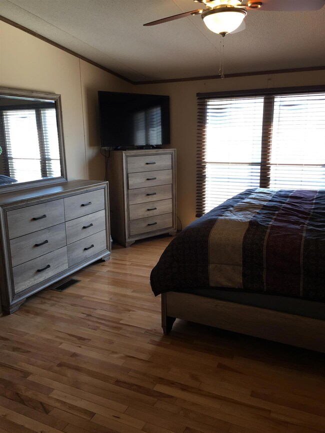 316 Sarah Ln, Dover, TN 37058 - photo 4