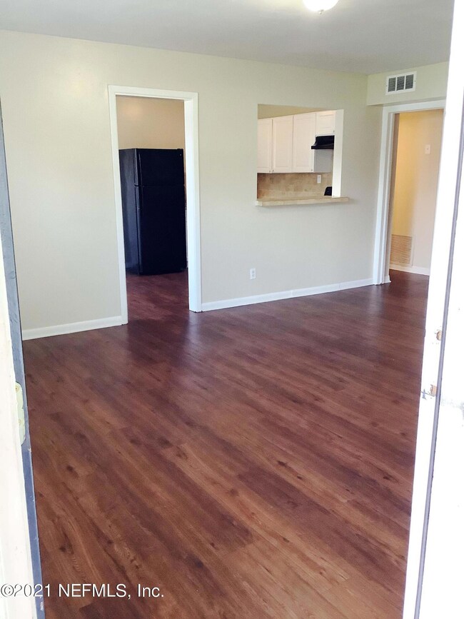 6446 Tiny Tim Ln, Jacksonville, FL 32210 - photo 2