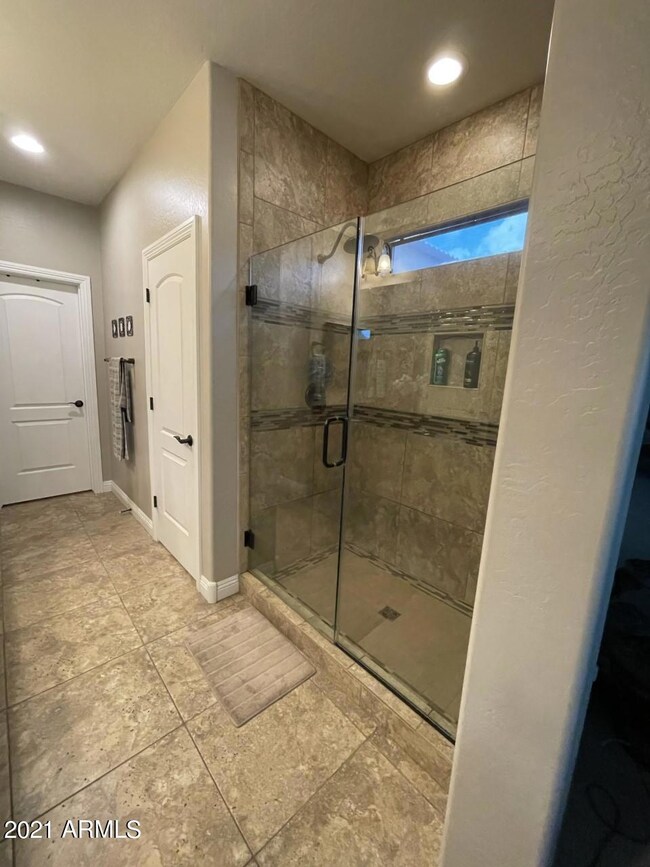 TILED SHOWER