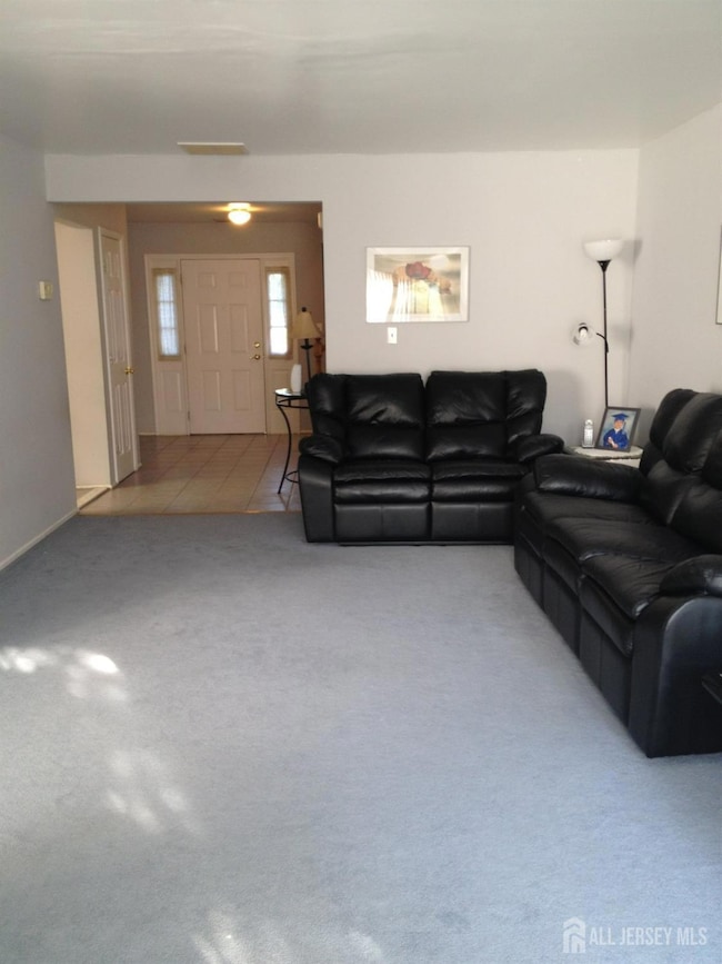 138 Colony Club Dr unit 1502, Sayreville, NJ 08872 - photo 2