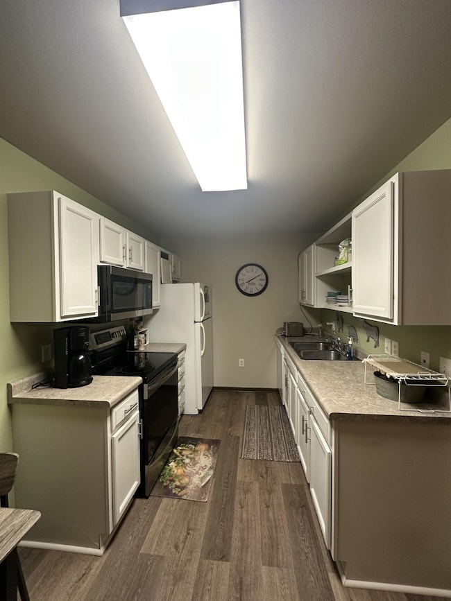 340 Sunset Rd unit 4, Columbus, WI 53925 - photo 3