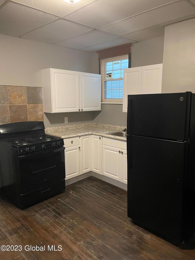 632 Livingston Ave, Albany, NY 12206 - photo 6