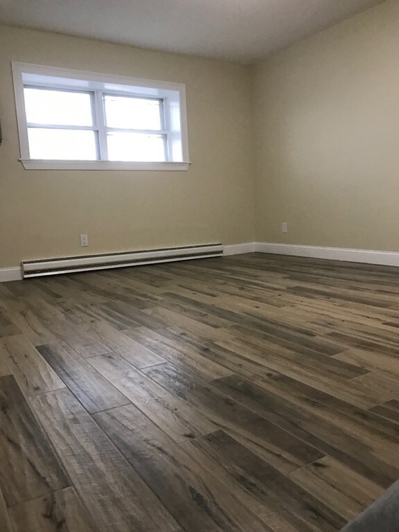 75 Waldemar Ave unit 102, Boston, MA 02128 - photo 5