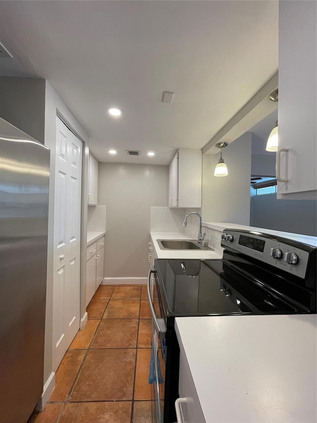 15012 Royal Palm Ln, Hialeah, FL 33014 - photo 6