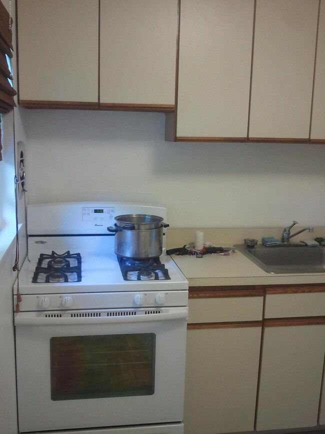 12B Juniper Ln, Eatontown, NJ 07724 - photo 6