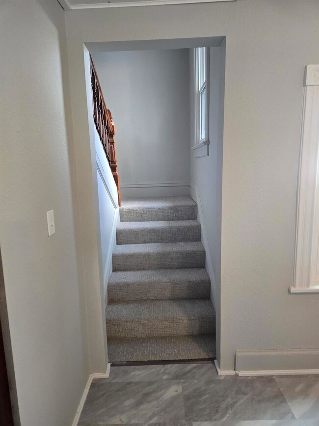 130 5th Ave E, Cresco, IA 52136 - photo 4