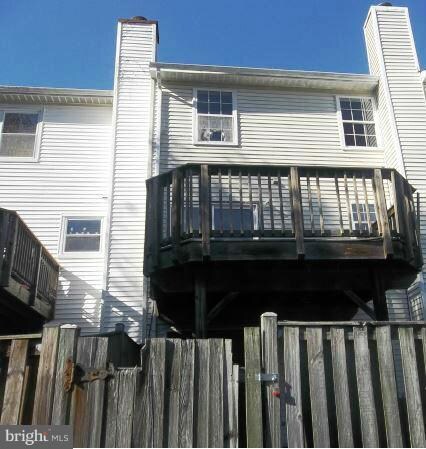 3140 Brinkley Station Dr, Temple Hills, MD 20748 - photo 2