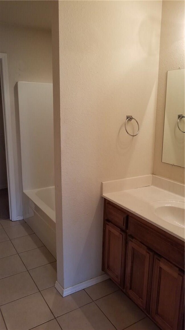 3005 SE Moberly Ln unit 1, Bentonville, AR 72712 - photo 7