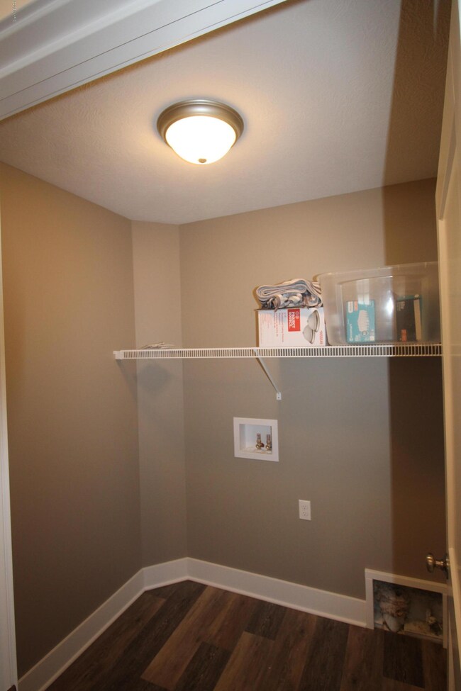 5370 Rischow Dr SW, Wyoming, MI 49509 - photo 7