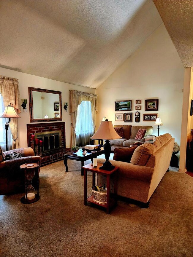 938 W Roanoke Dr, Fitzgerald, GA 31750 - photo 5