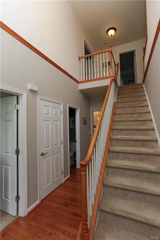 FOYER...(OFFICE...COAT CLOSET...POWER ROOM)