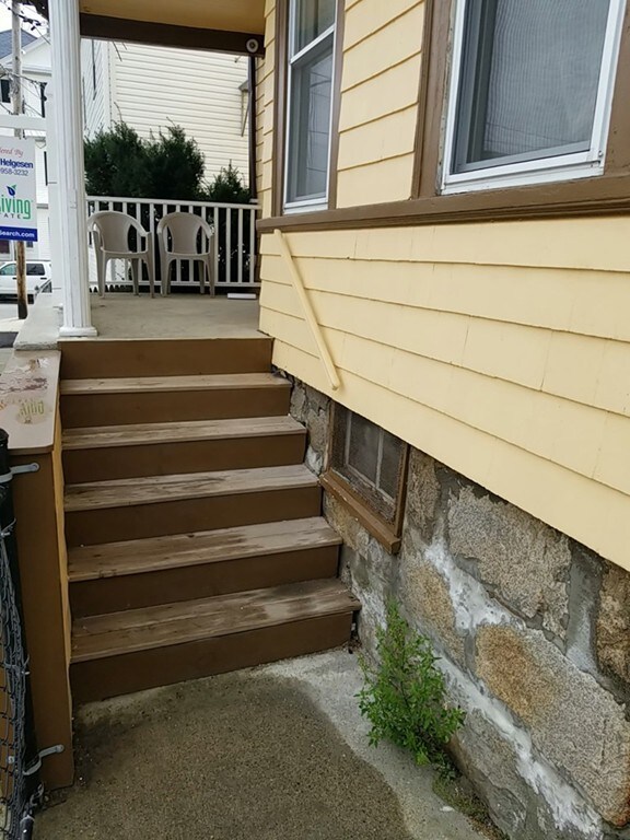 125 Niagara St, Fall River, MA 02721 - photo 4