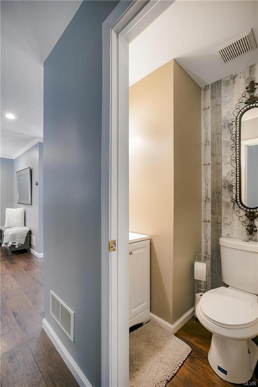 312 S 16th St, Emmaus, PA 18049 - photo 5