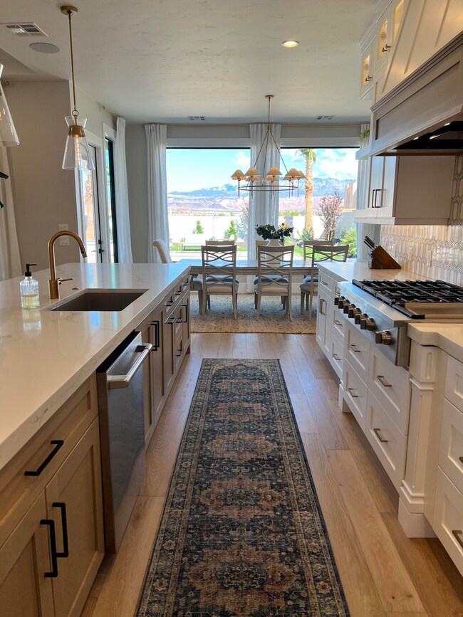 e Kitchen 5