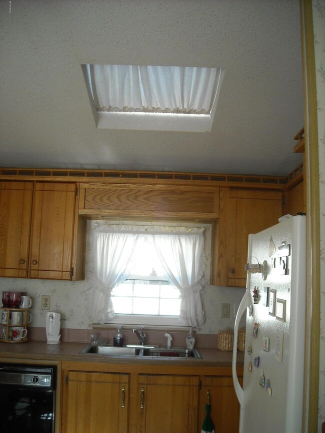 unlisted-address, Lenox, MA 01240 - photo 4