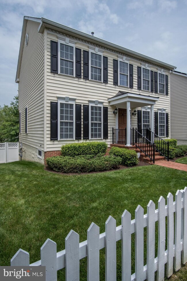 12005 Chestnut Glen Rd, Clarksburg, MD 20871 - photo 4