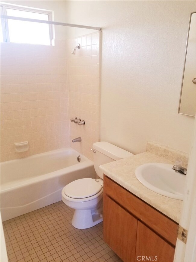 6741 Ivanpah Ave, Twentynine Palms, CA 92277 - photo 5