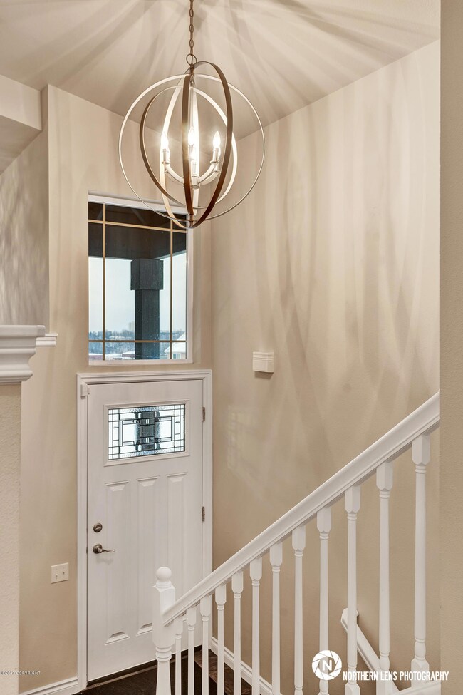 7_EntranceStairway