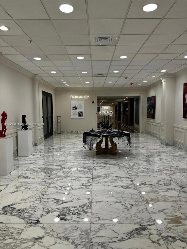 5600 Collins Ave unit 11W, Miami Beach, FL 33140 - photo 3