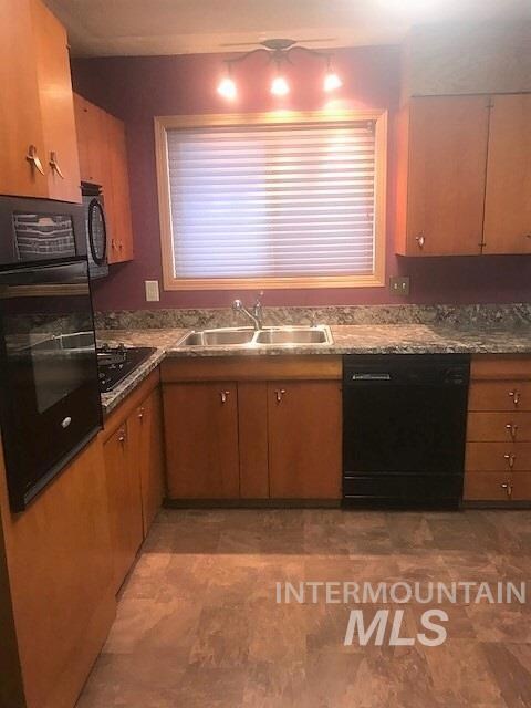 774 Brent Dr, Moscow, ID 83843 - photo 2