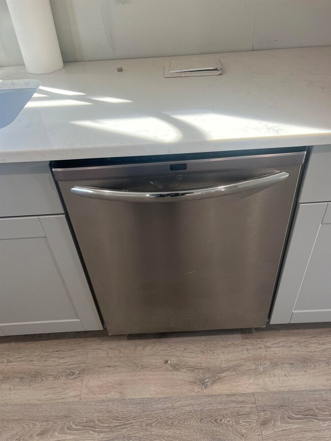 54 Franklin St, Somersworth, NH 03878 - photo 6