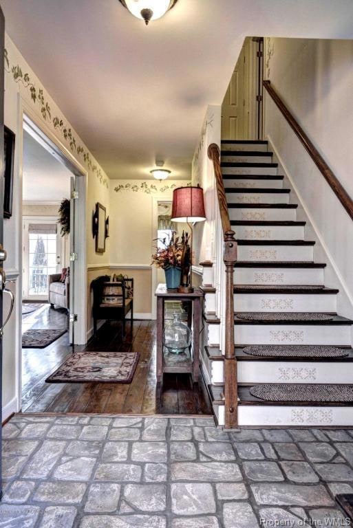 9024 Marmont Ln, Williamsburg, VA 23188 - photo 4