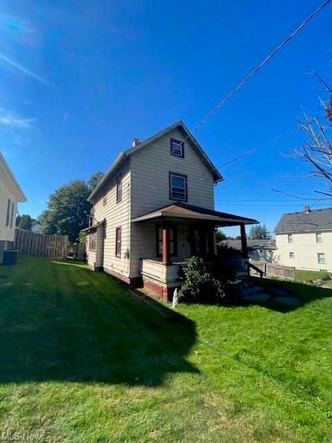 39 Center St, Struthers, OH 44471 - photo 2