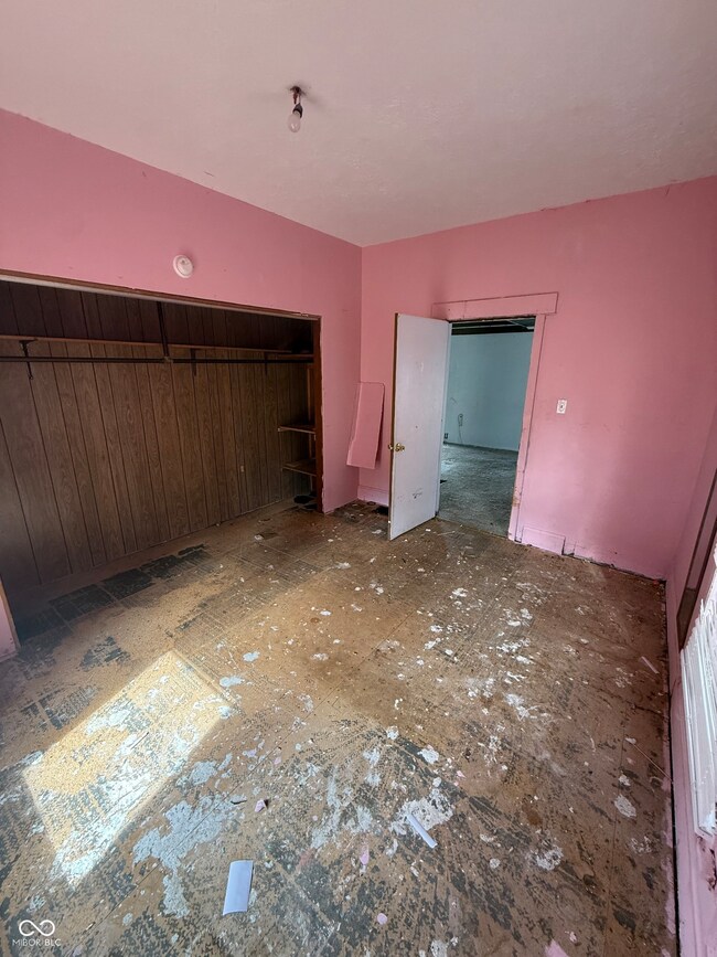 1307 S 21st St, Terre Haute, IN 47803 - photo 5